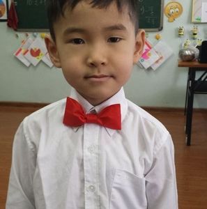 Meet your Posher, Agiimaa